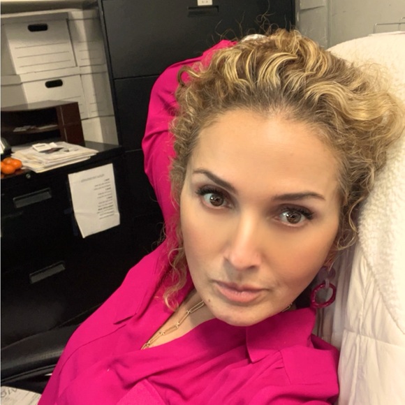 Meet your Posher, Nancy - Picture 1 of 2